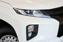 2023 Mitsubishi Triton GLX