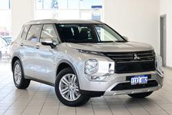 2025 Mitsubishi Outlander LS