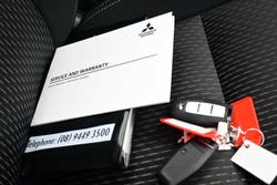 2025 Mitsubishi Outlander LS