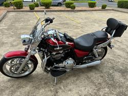 2013 Triumph THUNDERBIRD RUBY METALLIC/BLACK METALLIC