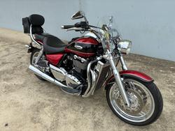 2013 Triumph THUNDERBIRD RUBY METALLIC/BLACK METALLIC