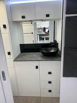 2023 Southern Cross Signature Series V8 Slide Out