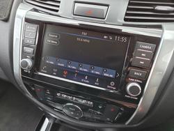 2024 Nissan Navara ST-X