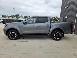 2024 Nissan Navara ST-X