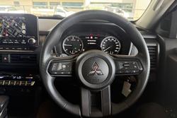 2025 Mitsubishi Triton GLX