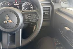 2025 Mitsubishi Triton GLX