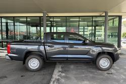 2025 Mitsubishi Triton GLX