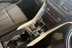 2024 Mitsubishi Eclipse Cross PHEV ES