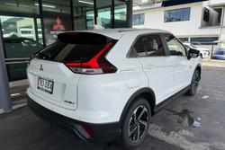 2024 Mitsubishi Eclipse Cross PHEV ES