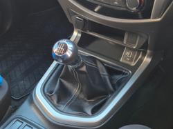 2020 Nissan Navara ST