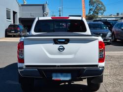 2020 Nissan Navara ST