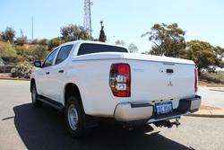 2022 Mitsubishi Triton GLX