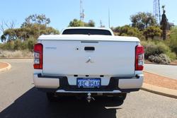 2022 Mitsubishi Triton GLX