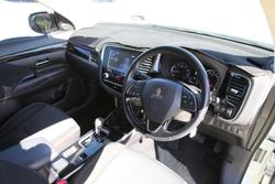 2019 Mitsubishi Outlander ES