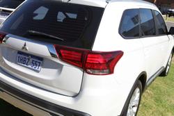 2019 Mitsubishi Outlander ES