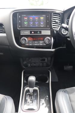 2019 Mitsubishi Outlander LS