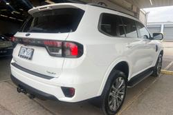 2023 Ford Everest Platinum