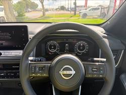 2025 Nissan J12 TI-L