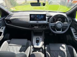 2025 Nissan J12 TI-L