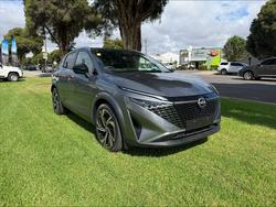 2025 Nissan J12 TI-L