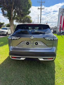 2025 Nissan J12 TI-L