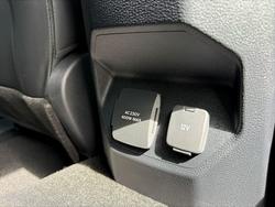 2025 Volkswagen AMAROK STYLE