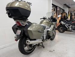 2006 YAMAHA FJR1300 gold