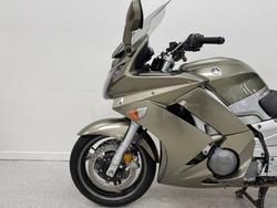 2006 YAMAHA FJR1300 gold