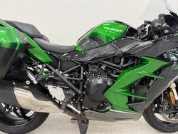2022 Kawasaki NINJA H2 SX BLACK