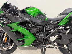 2022 Kawasaki NINJA H2 SX BLACK