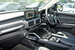 2025 LDV D90 Executive