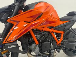 2026 Ktm 1390 SUPER DUKE R EVO Orange
