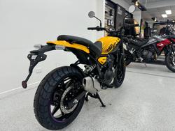 2026 Royal Enfield 2026 ROYAL ENFIELD 450CC GUERILLA 450 ROAD Yellow
