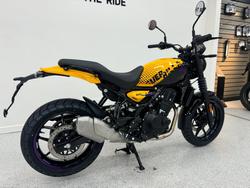 2026 Royal Enfield 2026 ROYAL ENFIELD 450CC GUERILLA 450 ROAD Yellow