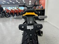 2026 Royal Enfield 2026 ROYAL ENFIELD 450CC GUERILLA 450 ROAD Yellow