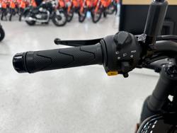 2026 Royal Enfield 2026 ROYAL ENFIELD 450CC GUERILLA 450 ROAD Yellow