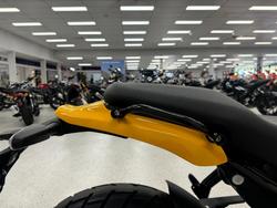 2026 Royal Enfield 2026 ROYAL ENFIELD 450CC GUERILLA 450 ROAD Yellow