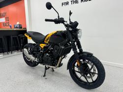 2026 Royal Enfield 2026 ROYAL ENFIELD 450CC GUERILLA 450 ROAD Yellow