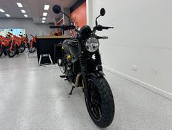 2026 Royal Enfield 2026 ROYAL ENFIELD 450CC GUERILLA 450 ROAD Yellow