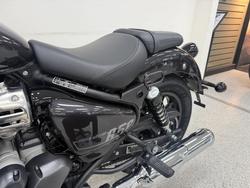 2026 Royal Enfield SUPER METEOR 650 Black