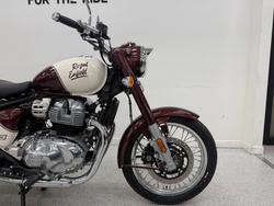 2025 Royal Enfield CLASSIC 650 Red