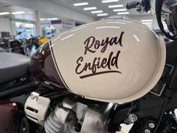 2025 Royal Enfield CLASSIC 650 Red