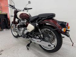 2025 Royal Enfield CLASSIC 650 Red
