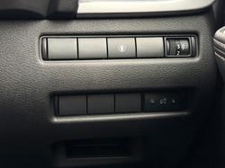 2025 Nissan X-TRAIL ST