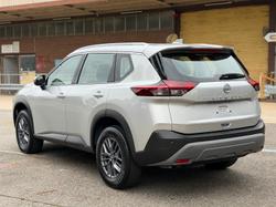 2025 Nissan X-TRAIL ST