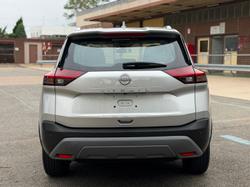 2025 Nissan X-TRAIL ST