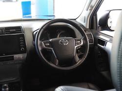 2022 Toyota Landcruiser Prado VX