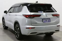 2023 Mitsubishi Outlander Exceed Tourer
