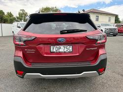 2022 Subaru Outback AWD Touring