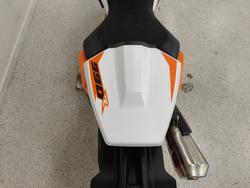 2026 Ktm 990 DUKE Orange
